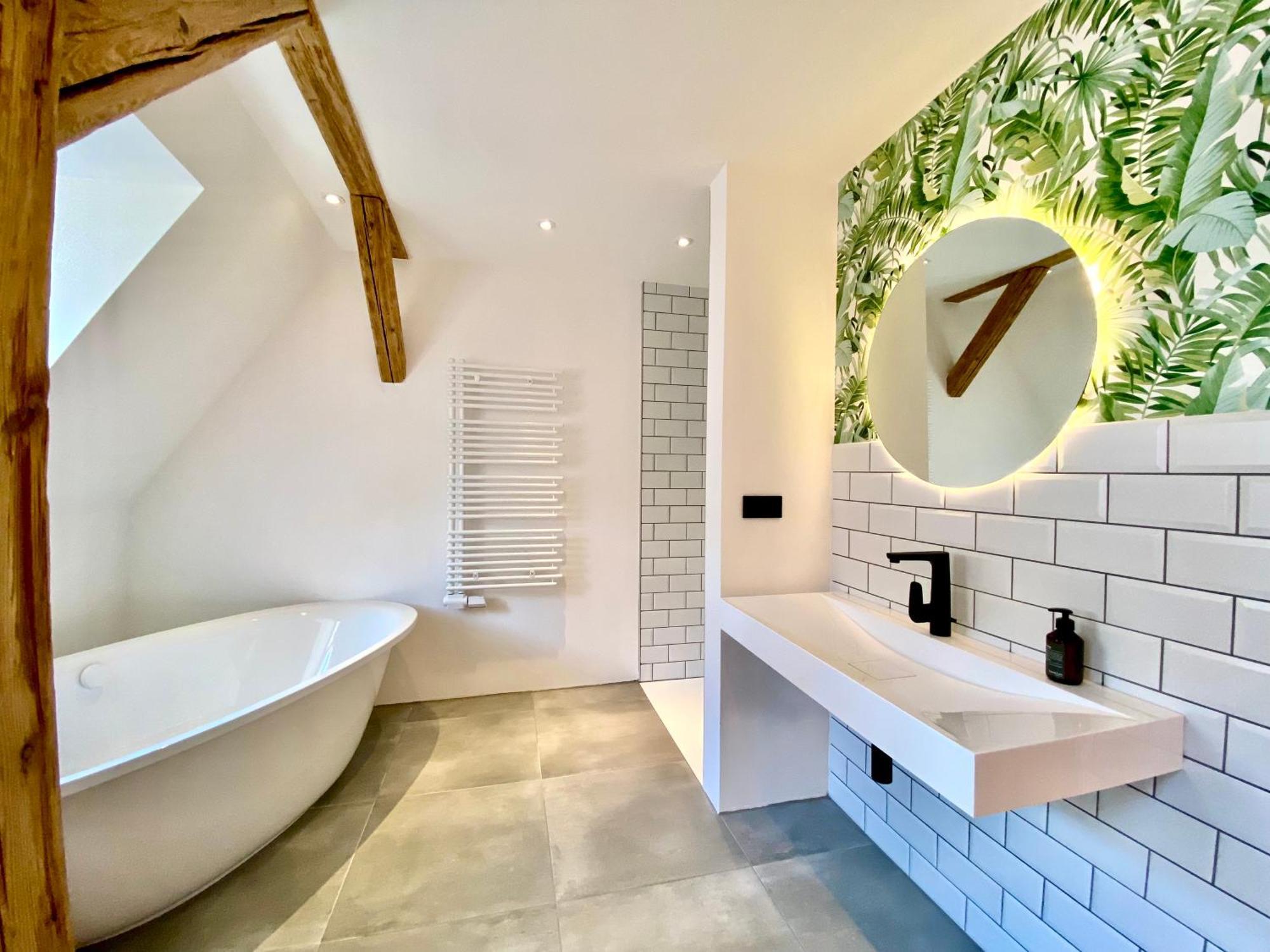 Zentrale 1-Zimmer-Ferienwohnung Mit Digitalem Check In Hof  Bagian luar foto