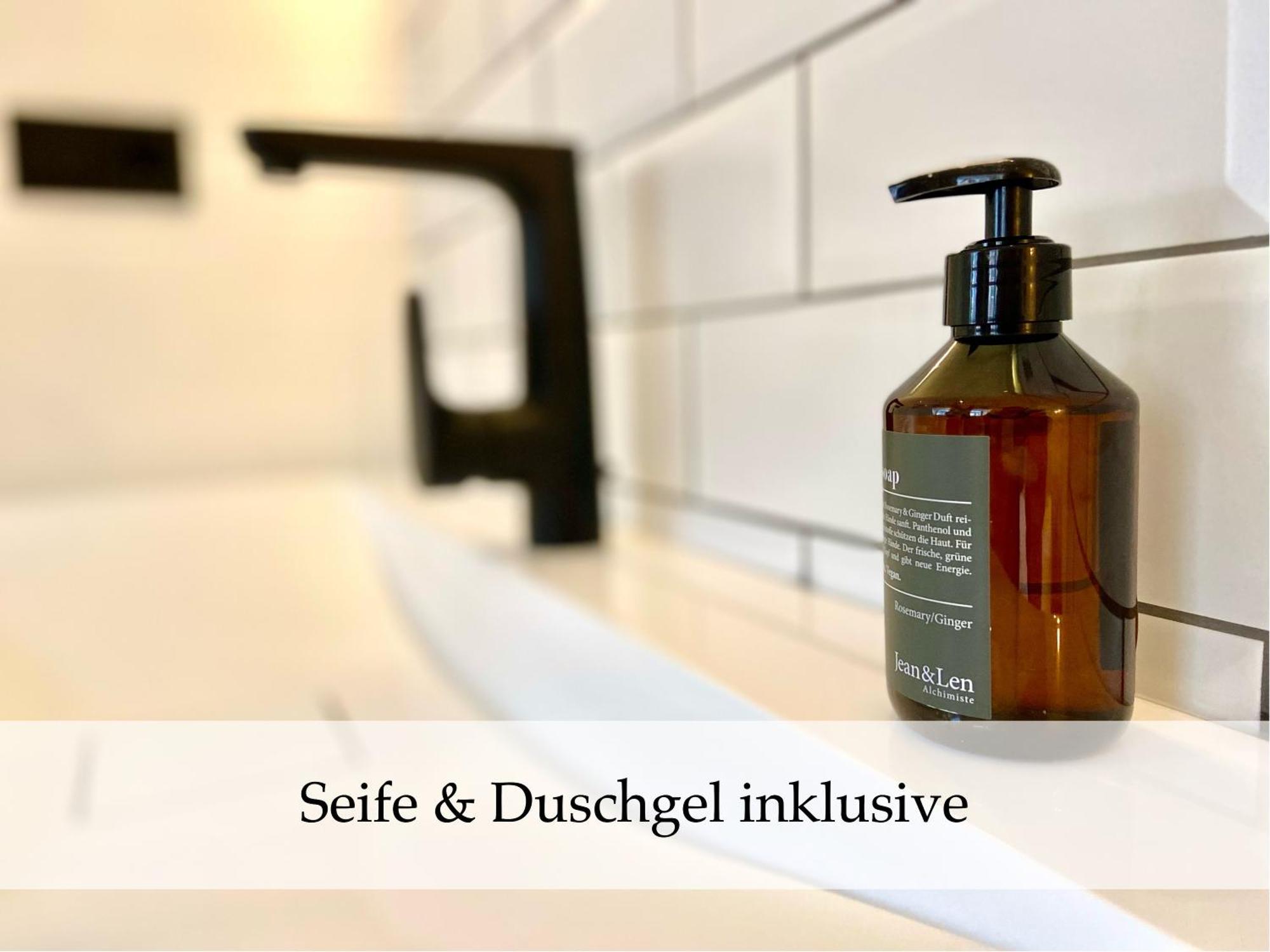 Zentrale 1-Zimmer-Ferienwohnung Mit Digitalem Check In Hof  Bagian luar foto